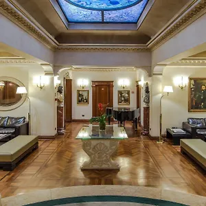 River Palace Отель